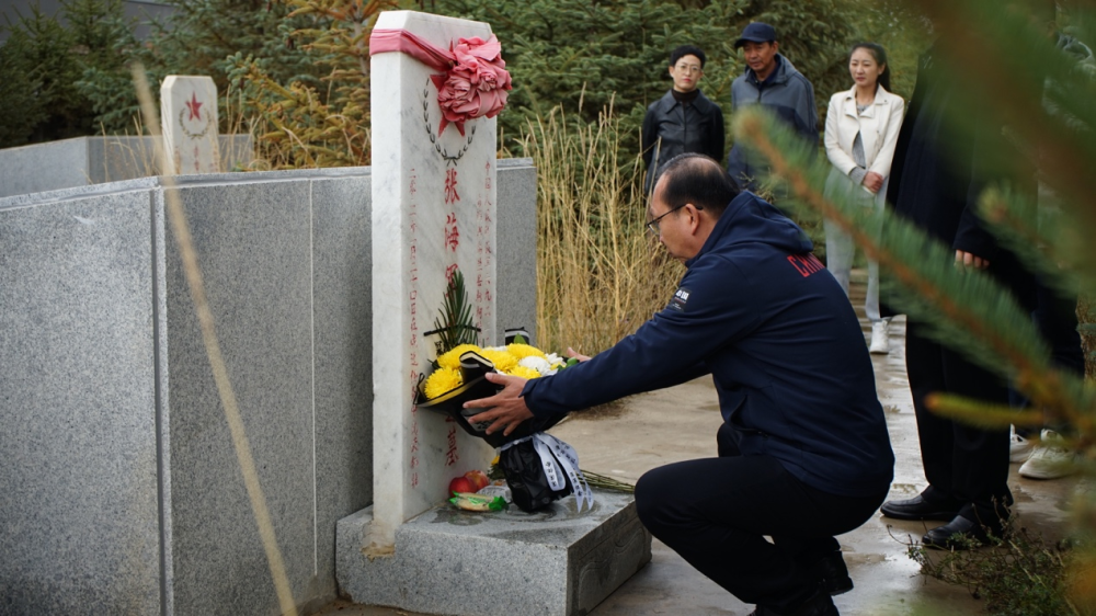 追寻学生英烈 引领向上向善