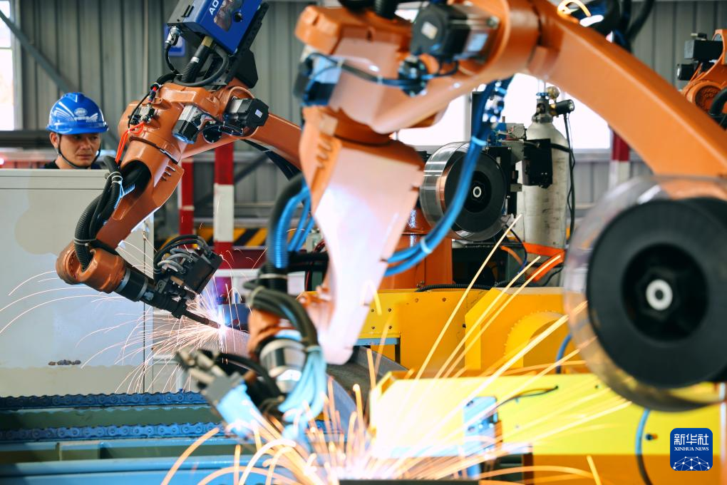 深圳外环田头山隧道群推进智能化建造