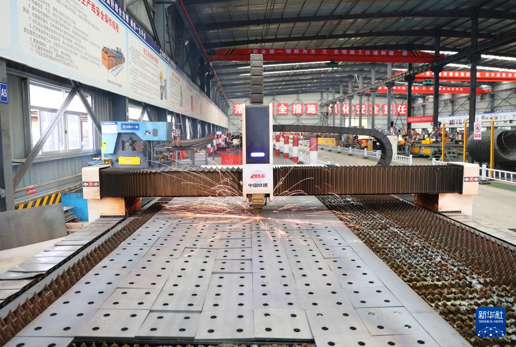 深圳外环田头山隧道群推进智能化建造