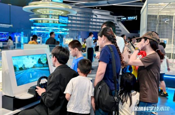 “大飞船”正式启航!深圳科学技术馆开馆首日人气火爆 “大飞船”正式启航!深圳科学技术馆开馆首日人气火爆