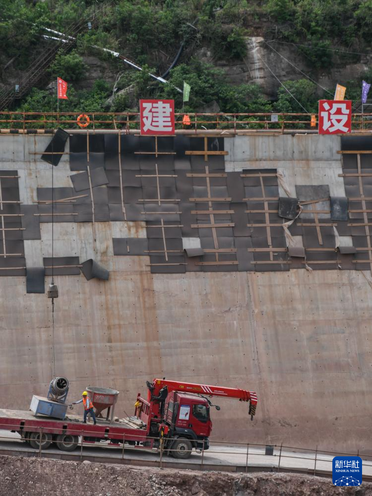 四川:重点项目建设稳步推进