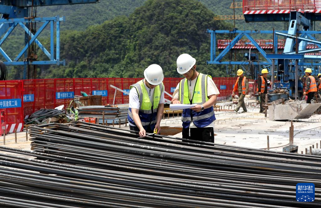 可爱的乡村——活跃在乡村振兴一线的“00”后