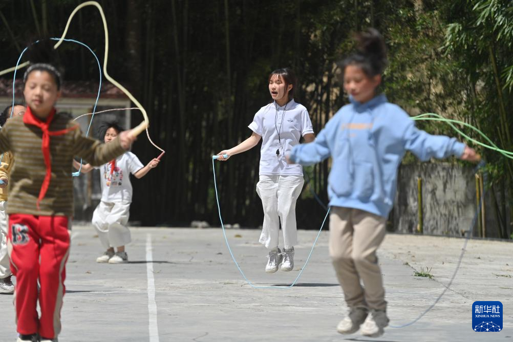 可爱的乡村——活跃在乡村振兴一线的“00”后