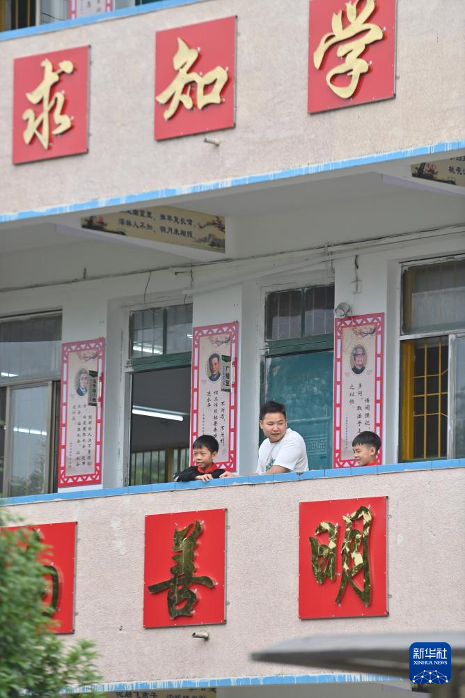 可爱的乡村——活跃在乡村振兴一线的“00”后