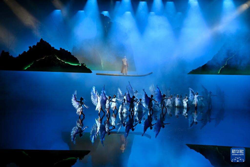 文旅舞台剧《月映武夷》上演