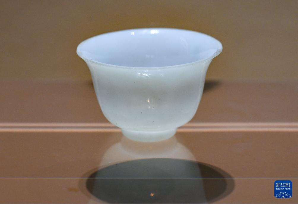 “琉光璃彩——淄博琉璃艺术展”在国博开展