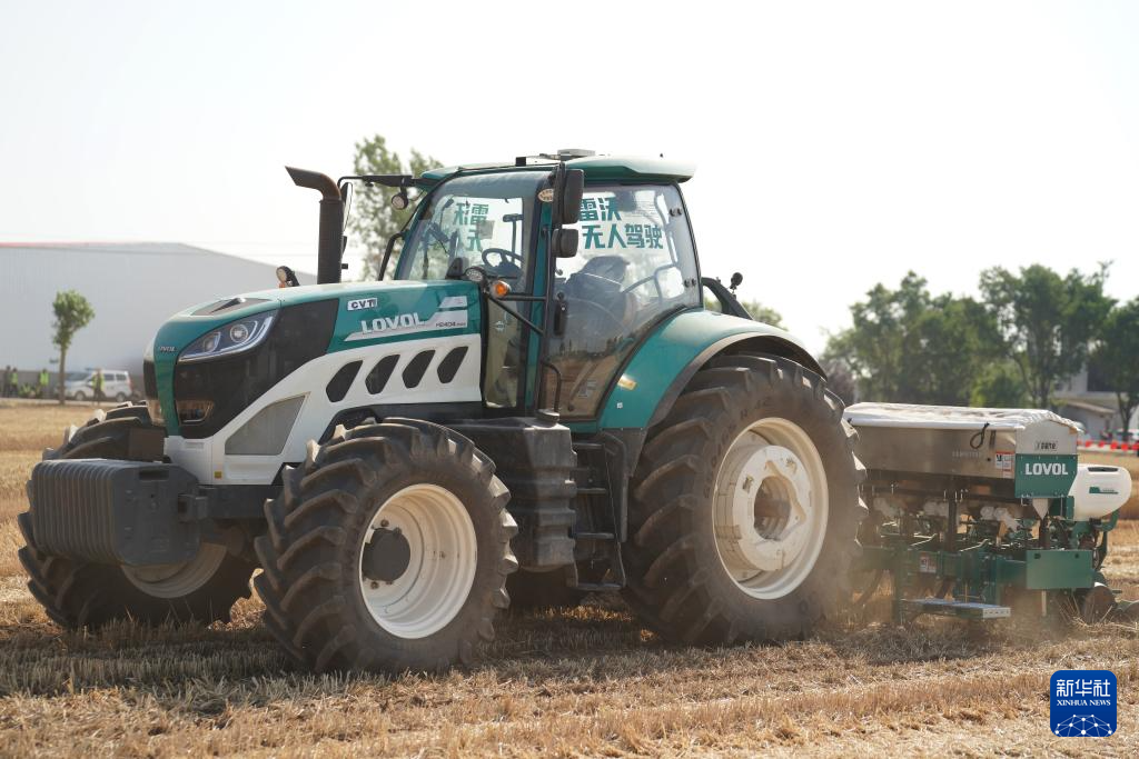 中国农机推广“田间日”活动在陕西举行