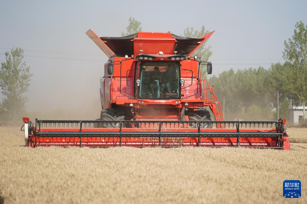 中国农机推广“田间日”活动在陕西举行