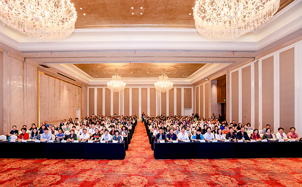 第六届学校结核病及常见传染病防治学术交流会在西宁开幕