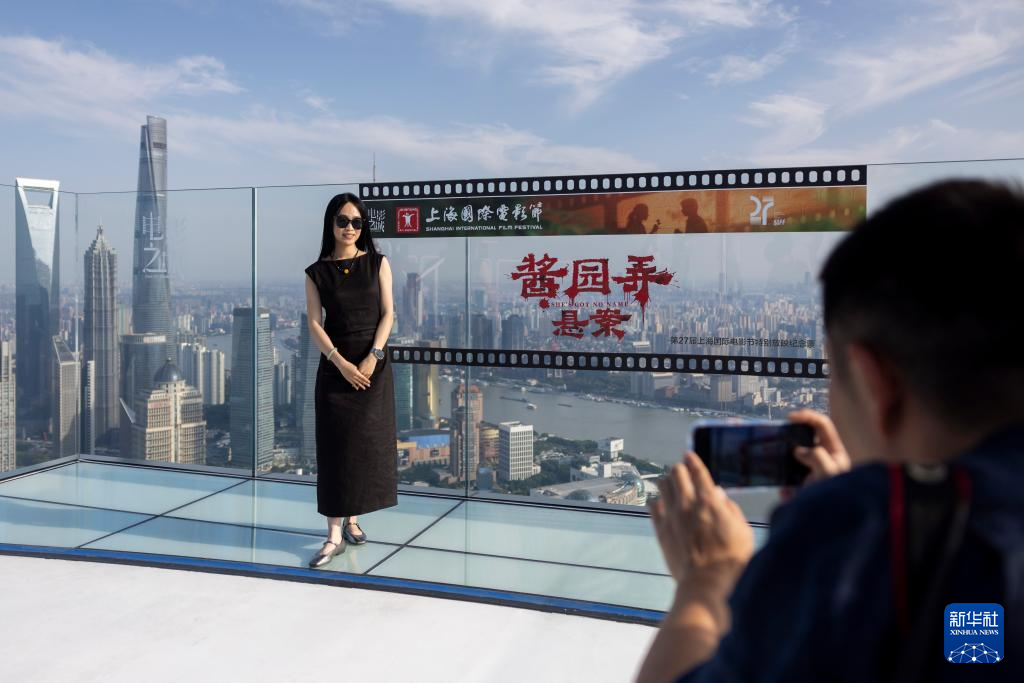 上海虹口:电影《酱园弄·悬案》热映 带动文旅商融合发展