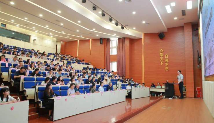 西南政法大学举办家风助廉沙龙 以校史家风涵养廉洁清风