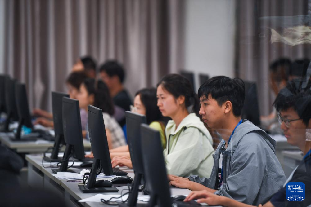 江苏省高考评卷工作有序推进