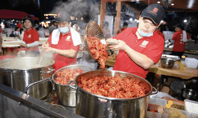 “夜间经济+夏日经济” 第24届合肥龙虾节6月19日启幕