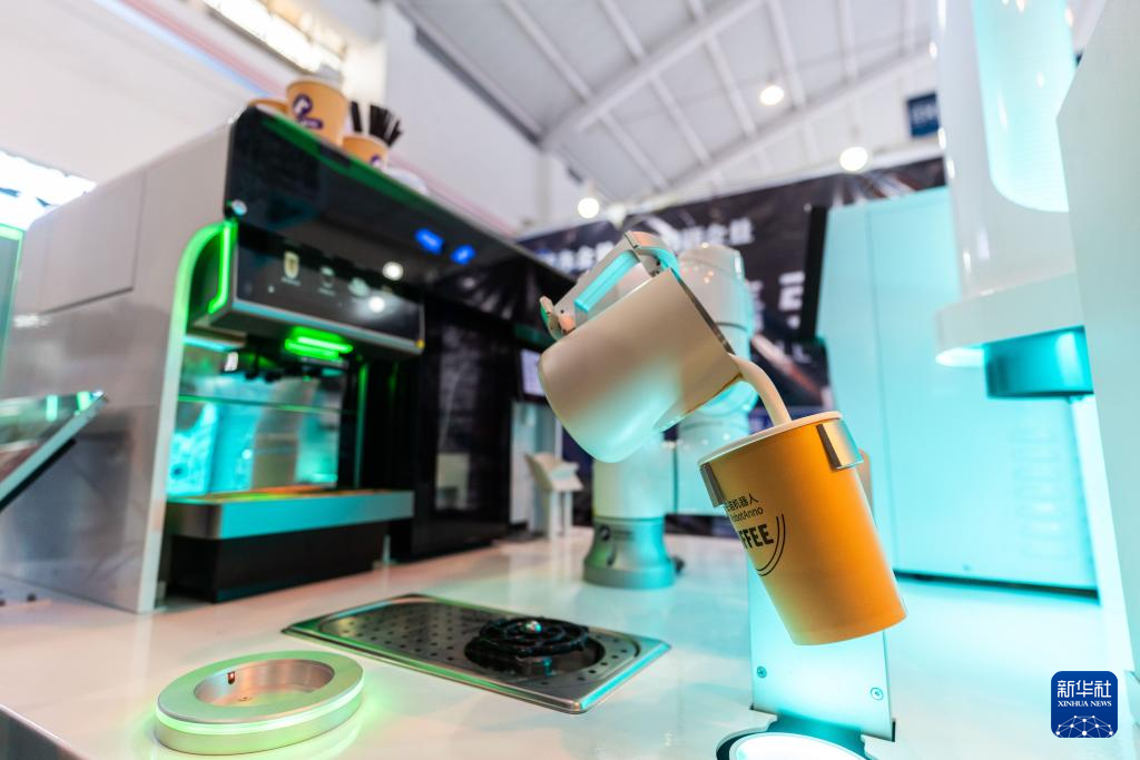 云南昆明:南博会上的“科技范”