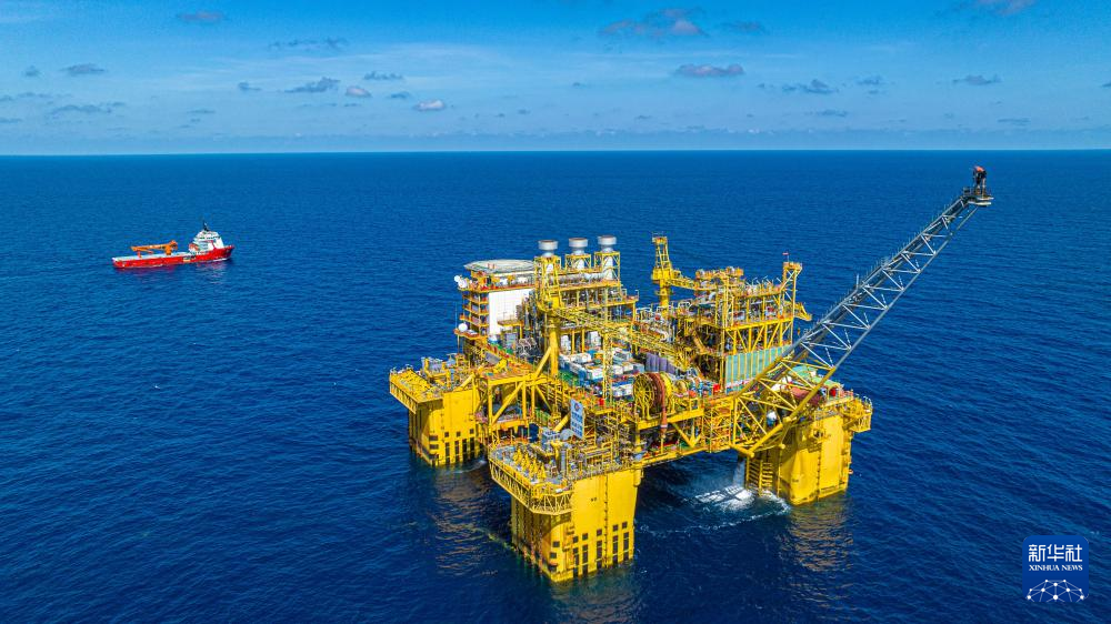 “深海一号”大气田二期项目全面投产
