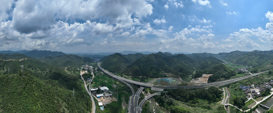 通武高速湖北段通车