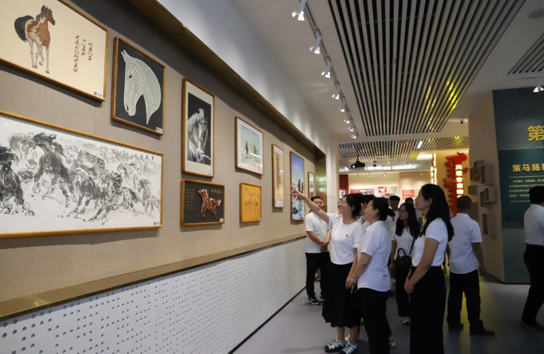 千年马魂激荡北疆！“蒙古马精神”主题教室成党性教育新地标