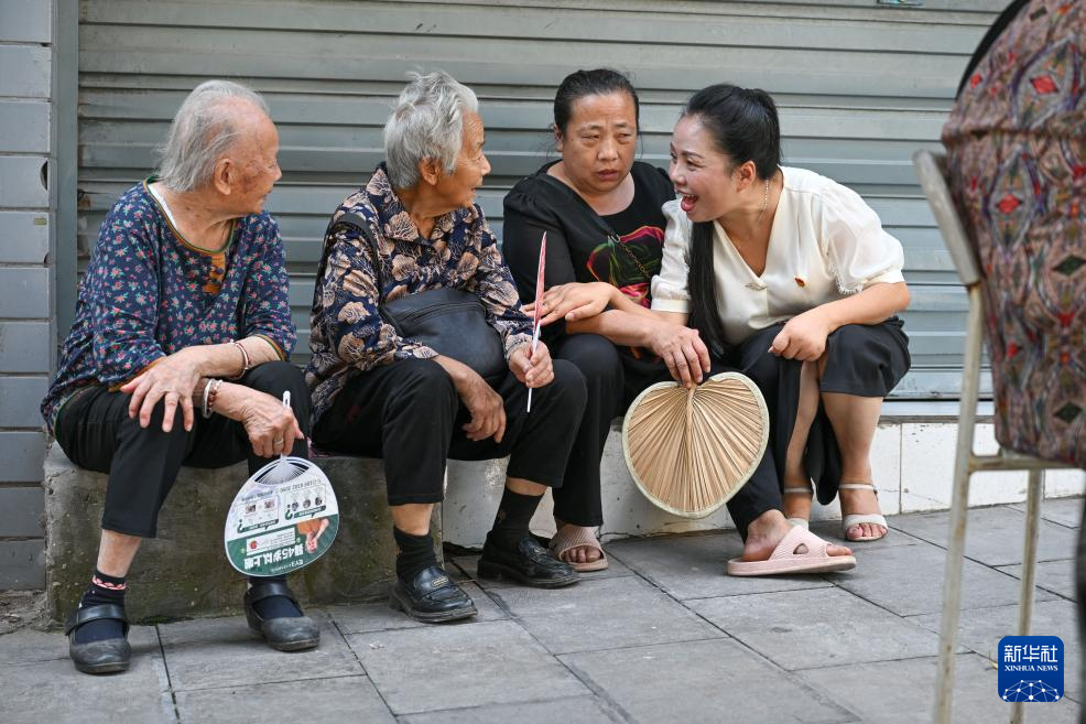 重庆:“一表通”助力基层减负