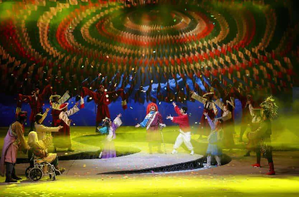 跨越山海 回到源头 让故事在故乡绽放 ——原创藏风儿童剧《高原上的黑眼睛》在玉树上演