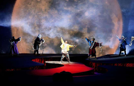 跨越山海 回到源头 让故事在故乡绽放 ——原创藏风儿童剧《高原上的黑眼睛》在玉树上演