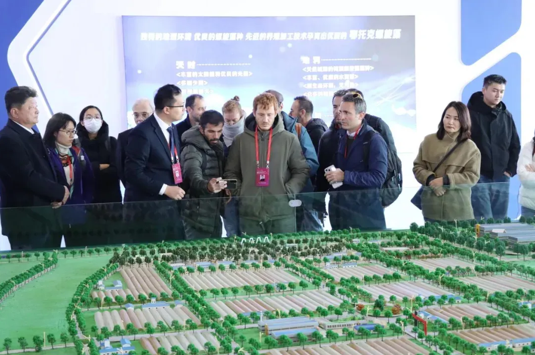 鄂托克旗:县域特色产业向新逐绿而行