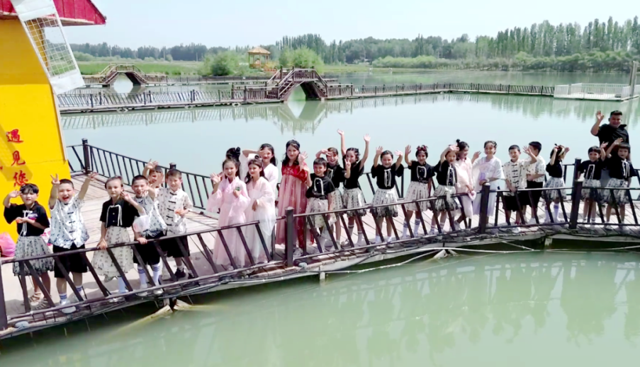 拜城：守护生态底色，铺就旅游富路
