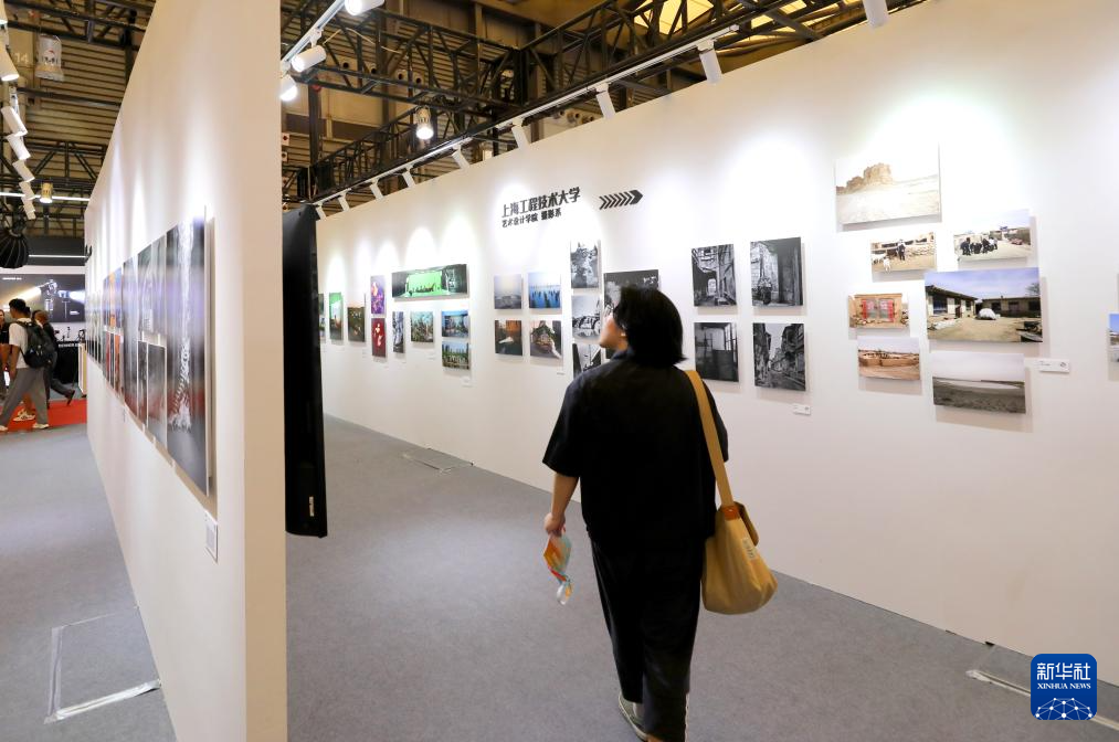 上海国际摄影器材和数码影像展开幕