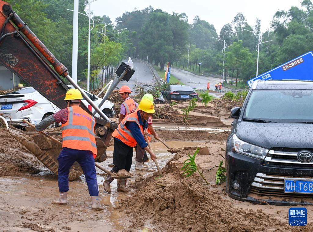 广东肇庆：强降雨救灾工作有序进行