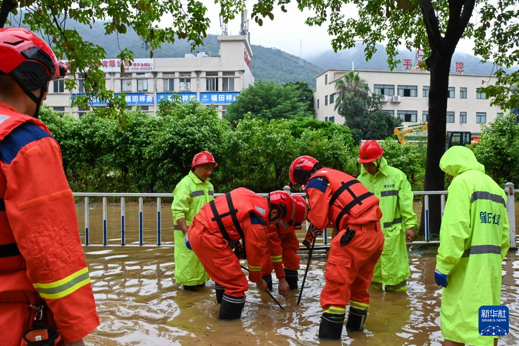 广东肇庆：强降雨救灾工作有序进行
