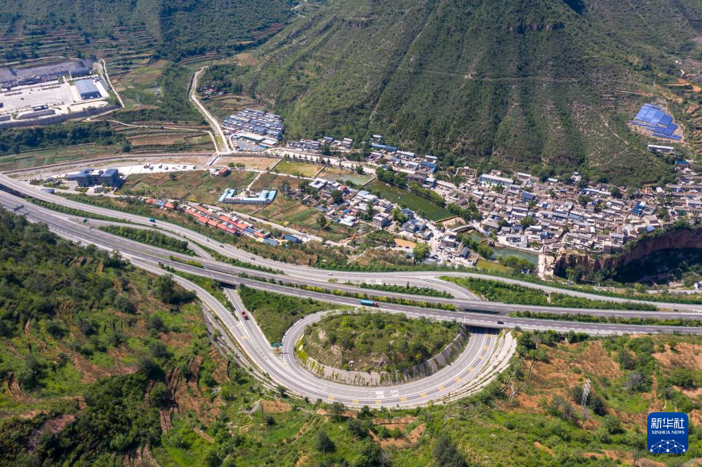 太行古村引客来