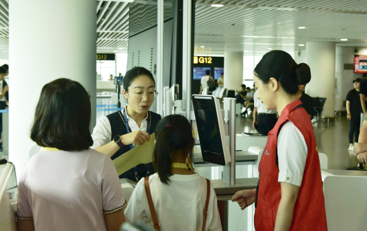 重庆航空：2025年暑运旺季累计保障“无陪儿童”超3600人次