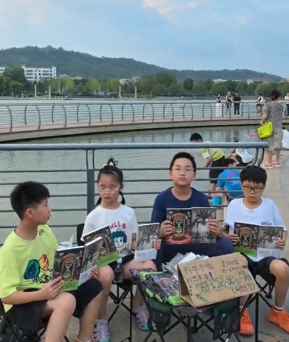 重温红色经典，探访人间真情！深圳少年度过不一样的暑假