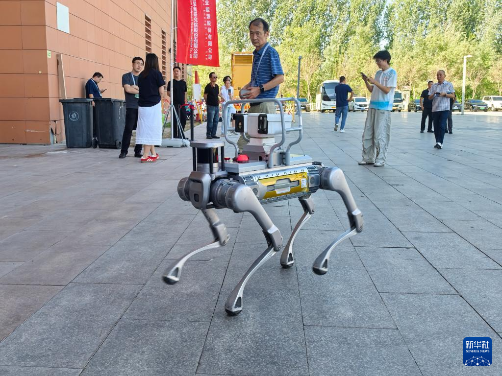 第七届中国（克拉玛依）国际石油天然气及石化技术装备展览会开幕