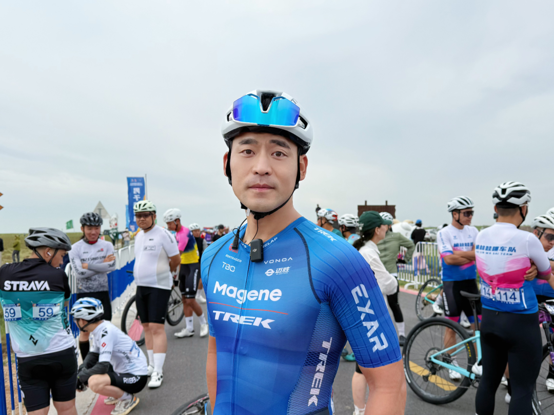 不止速度!草原天路赛藏着三重惊喜:美景、热血和“被宠坏”的骑手 不止速度!草原天路赛藏着三重惊喜:美景、热血和“被宠坏”的骑手