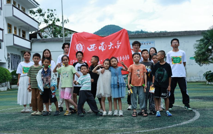 西南大学学子武隆实践：以教育科技赋能乡村振兴