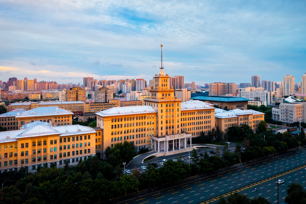 海内外优秀人才,为啥来这儿搞数学?