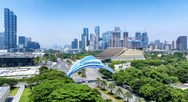 前海：面向世界 奔涌向前