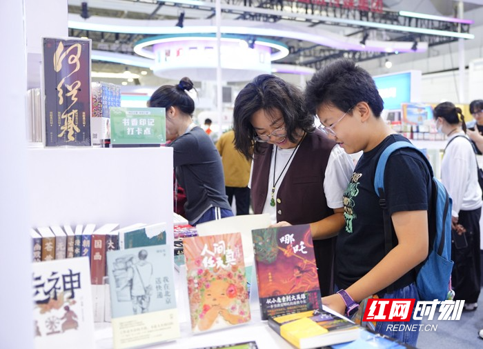 湘书传情，墨香草原：2025北疆书展圆满落幕，湖湘文化与草原文明深度对话