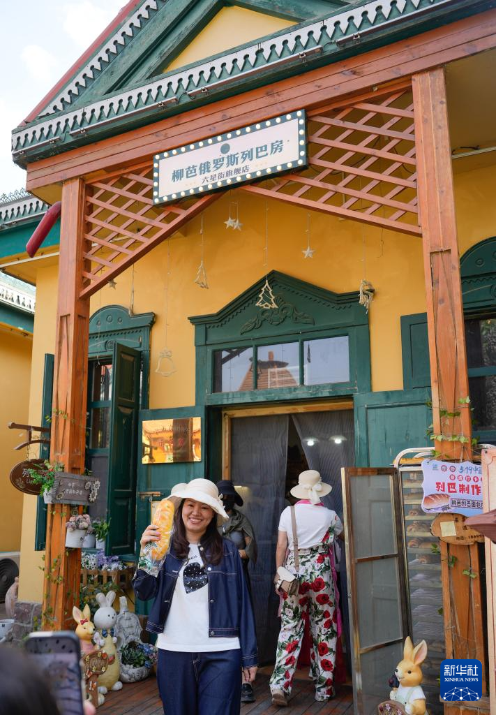 砥砺奋进七十载 天山南北谱华章丨新疆伊宁六星街:打造文旅融合新亮点