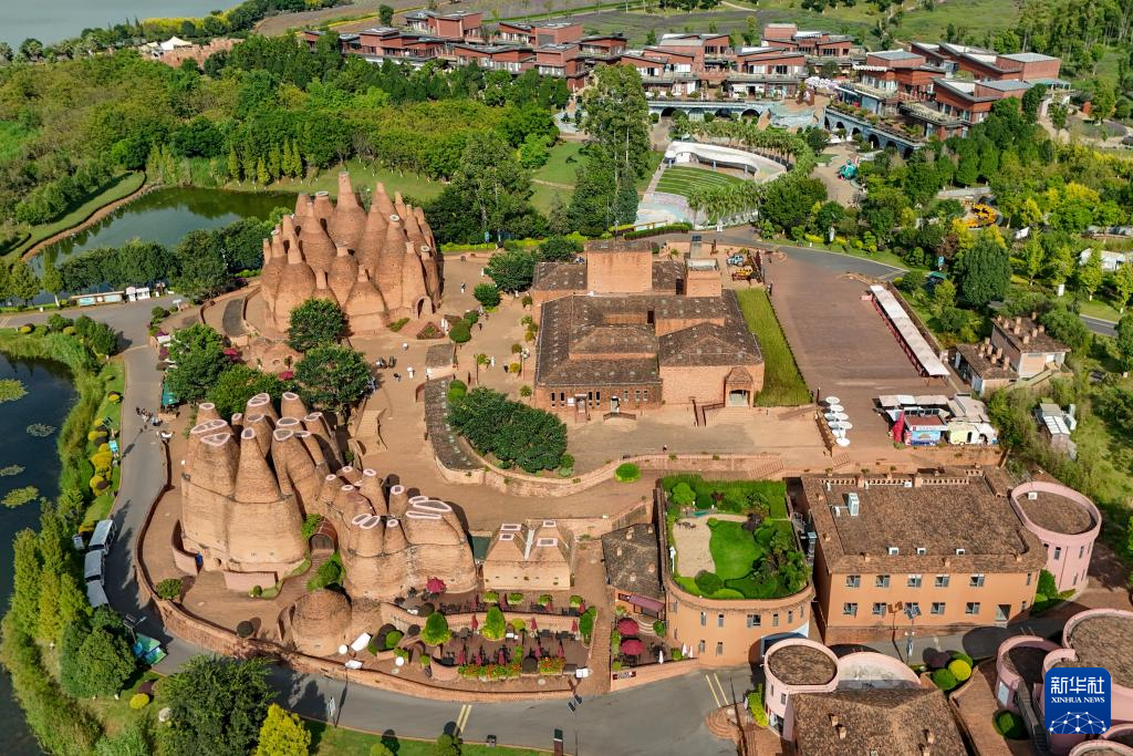 云南弥勒:艺术赋能 打造特色文旅新地标