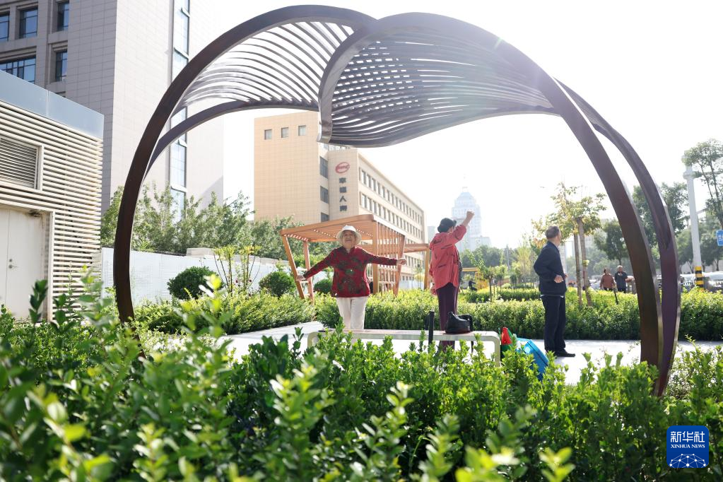 兰州:“口袋公园”扮靓城市微空间