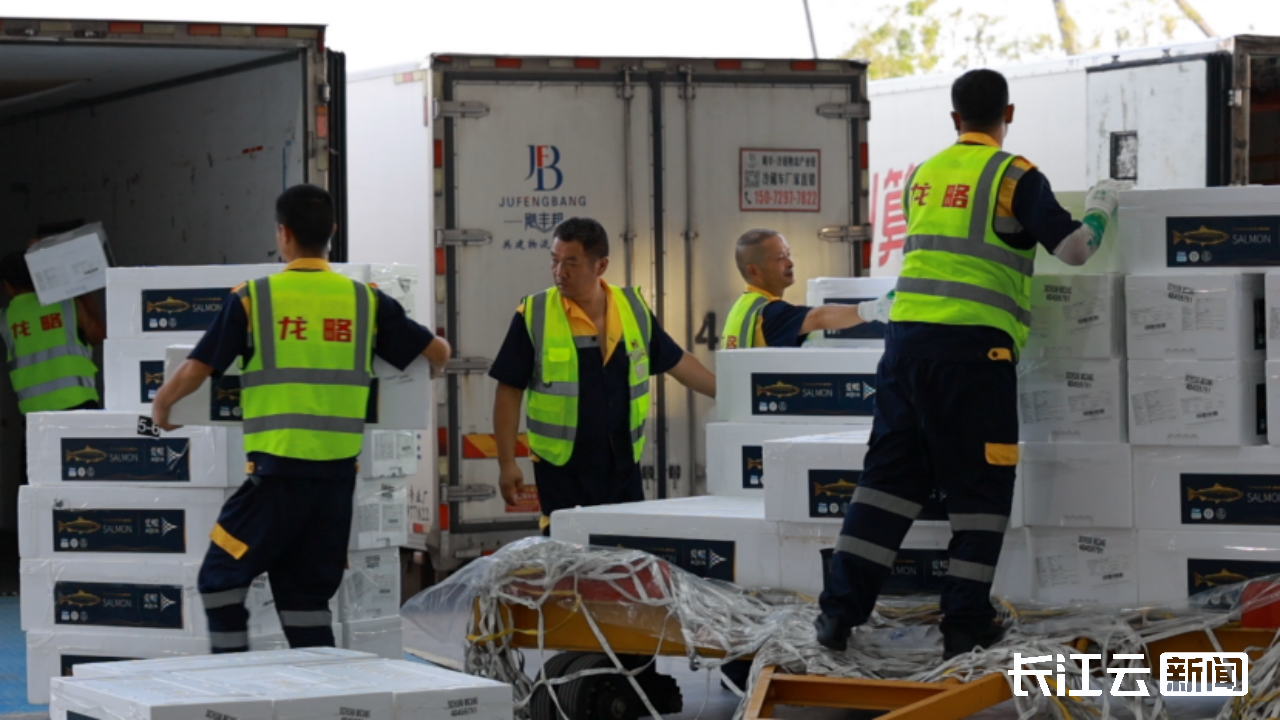 国际生鲜直达内陆餐桌 鄂州花湖机场丰富国庆中秋味蕾