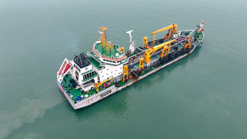 双节不打烊 项目建设忙