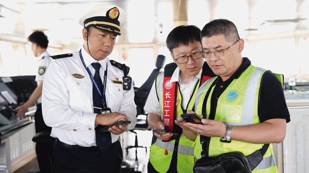 双节不打烊 项目建设忙