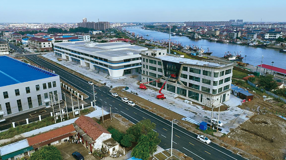 双节不打烊 项目建设忙