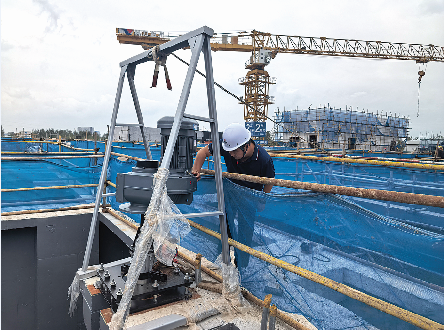 双节不打烊 项目建设忙