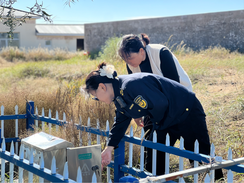 从大学课堂到草原深处:一个00后女孩的“逆行”青春