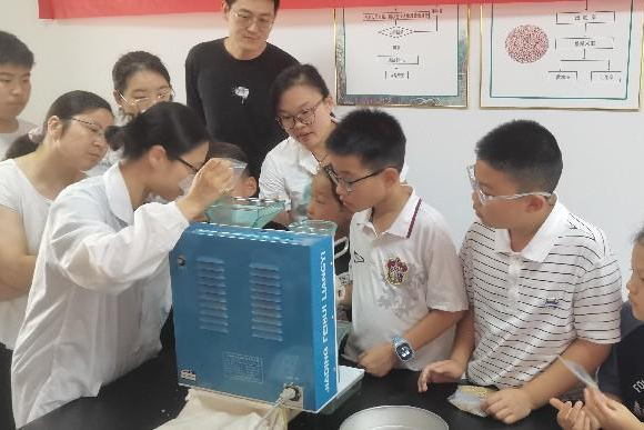 探秘粮库知农事，珍惜粮食我先行——句容市粮食集团组织开展世界粮食日主题亲子活动