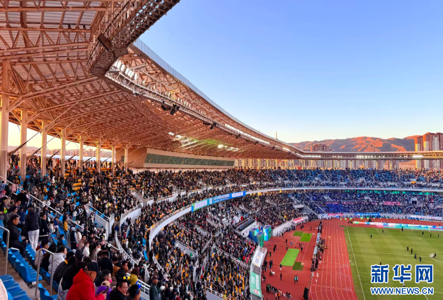 呼和浩特队获得2025年内蒙古“蒙超”联赛冠军