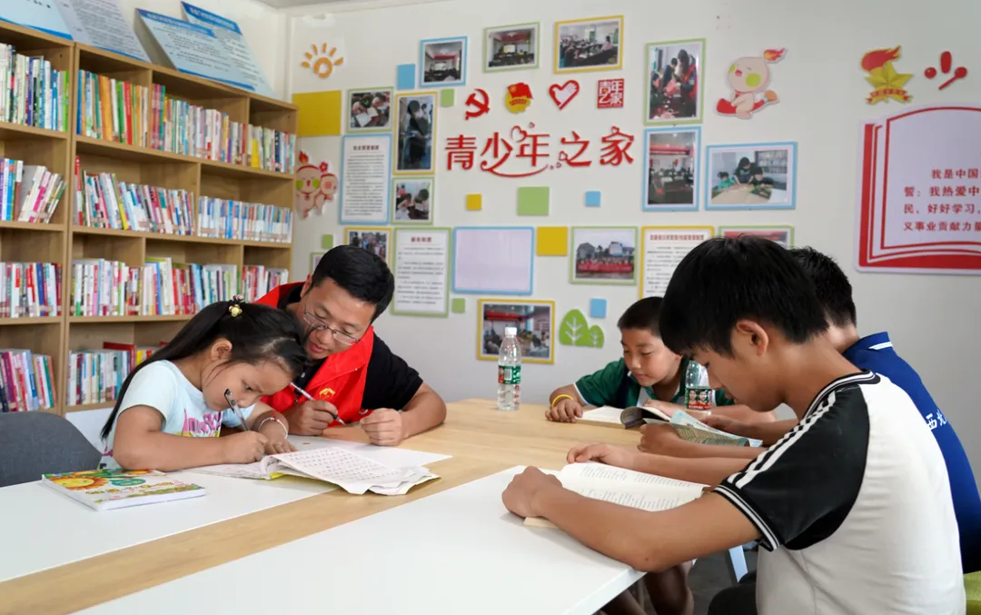 为什么县城留不住人？重庆丰都连抛“八问”破题